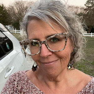 Meet your Posher, Pamela